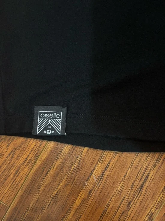 Oiselle Tank Top Womens Small Black Casual Sleeveless like new - Picture 2 of 3